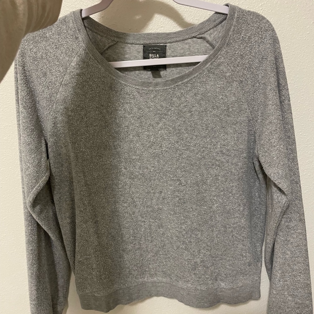 Billabong sweater